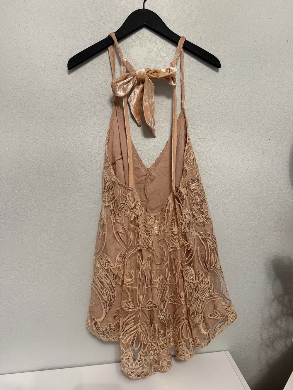 Free People Swingin It Sequin Romper Champagne Peach L - Picture 2 of 3